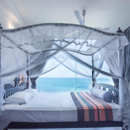 Amanda Beach Villas Unawatuna Bagian luar foto